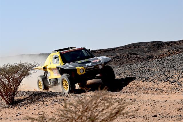 1768249617441002894.jpeg M01_2847.jpeg