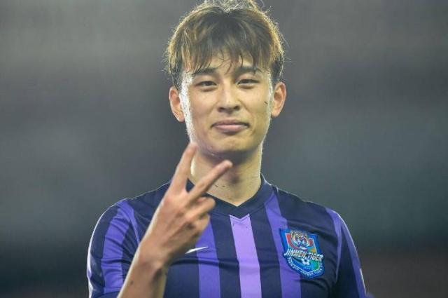 1721320402969068837.jpg bd.jpg