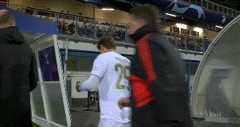 1665604173644008321.gif 动画 (4235).gif